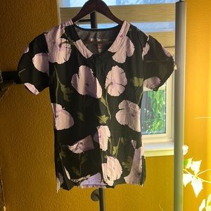 Grey’s Anatomy Floral Scrub Top Size Small